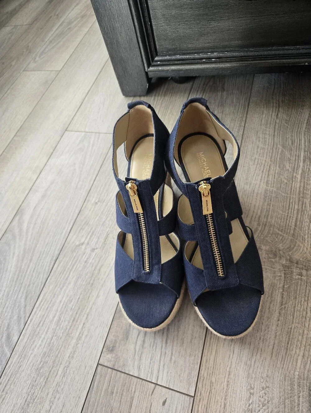 Michael Kors Damita Navy Canvas Espadrille Wedge Sandals Gold Zip Women's 8